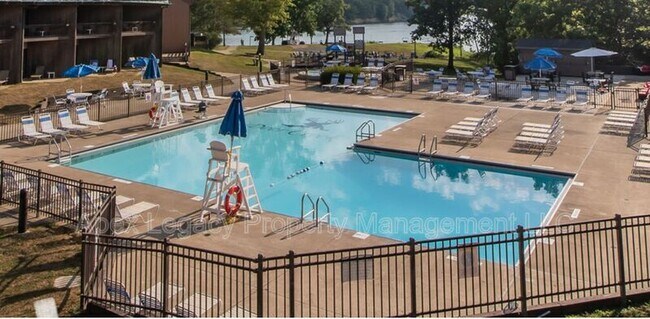 Building Photo - 1009 Artis Town Ln