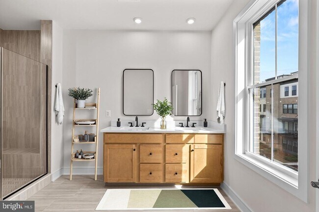 Building Photo - 21843 Beckhorn Sta Ter