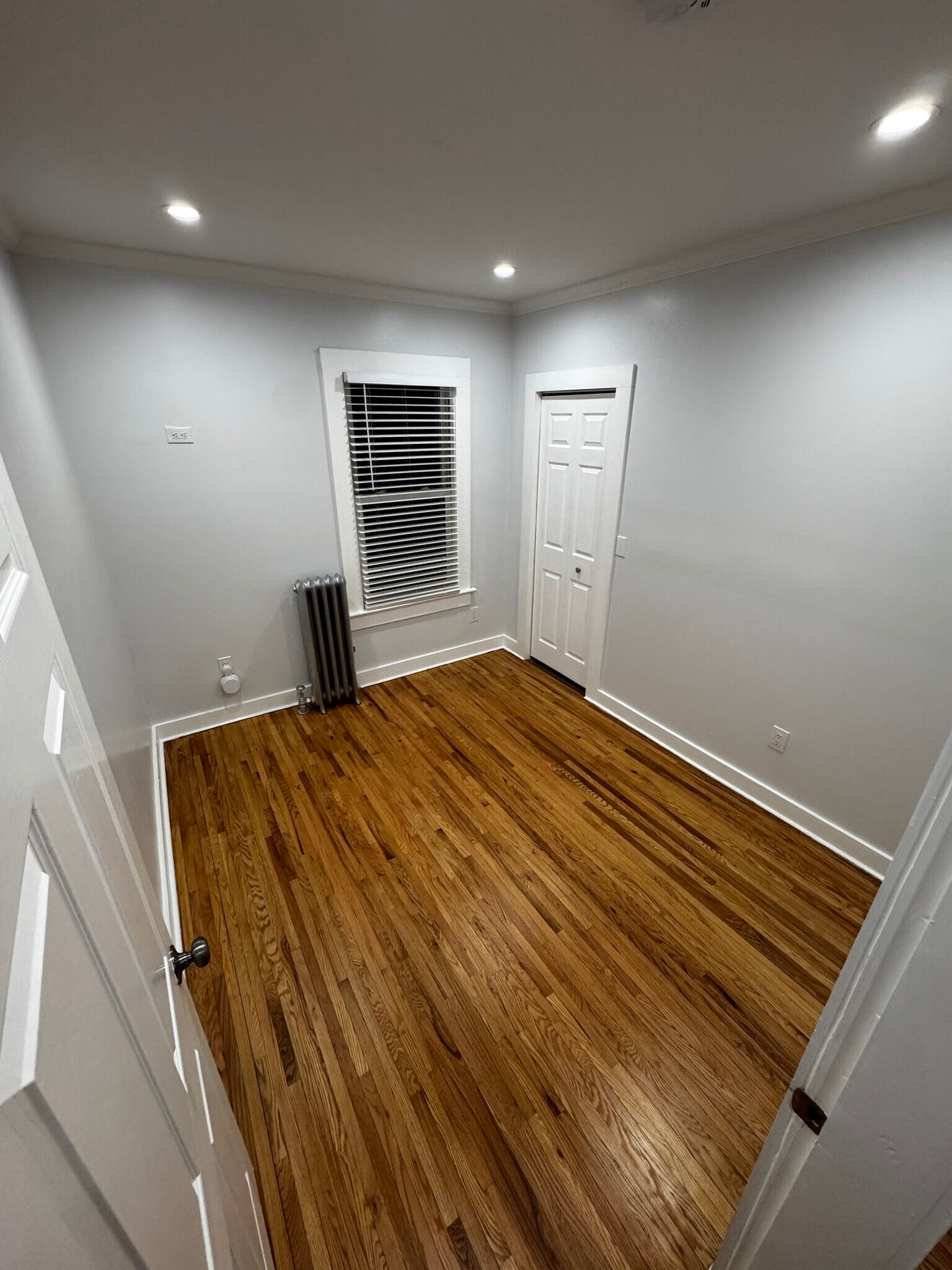 Bedroom - 32 Center St