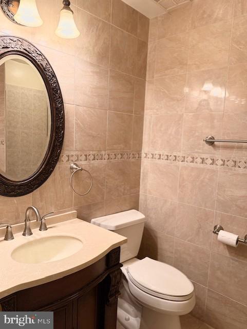 Building Photo - 10714 Kings Riding Way