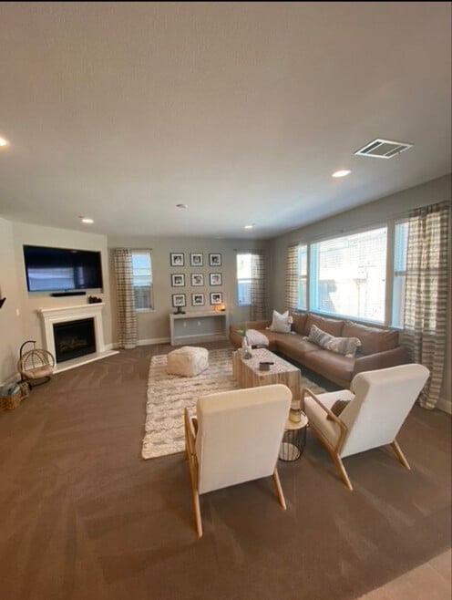 Building Photo - 2877 Rio Seco Dr