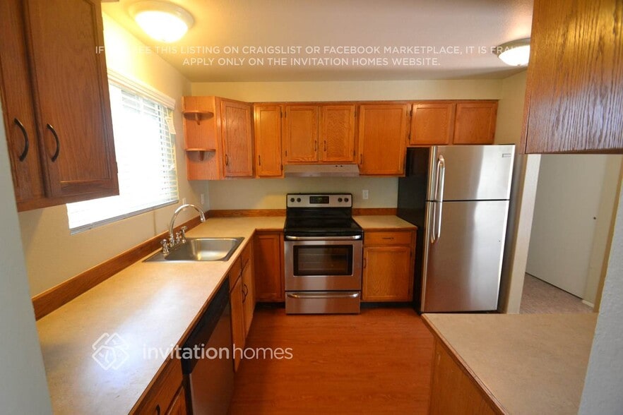 Building Photo - 5069 37th St NE