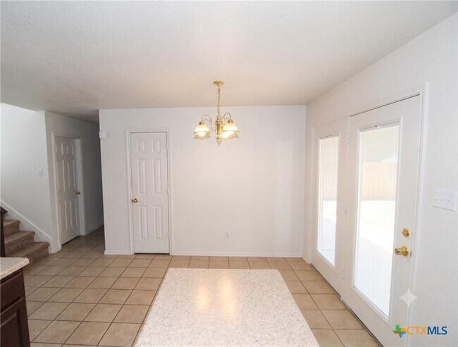 Building Photo - 5611 Bertha Dr
