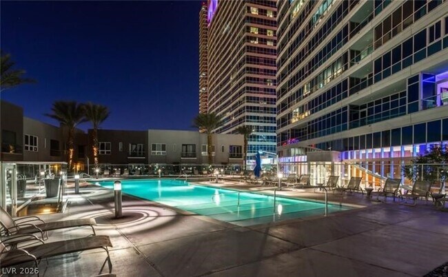 Building Photo - 4525 Dean Martin Dr