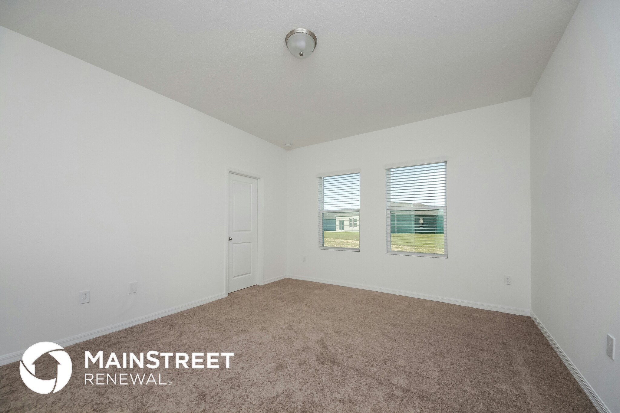 Building Photo - 167 Hidden Lk Lp