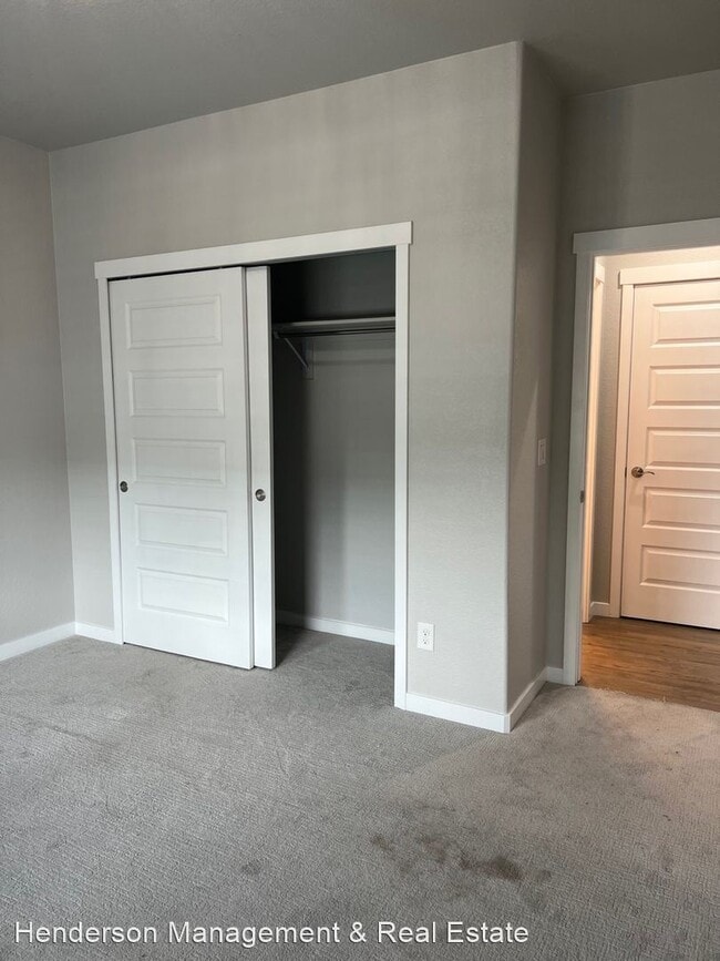 Building Photo - 5 br, 4 bath House - 2450 Likens Dr
