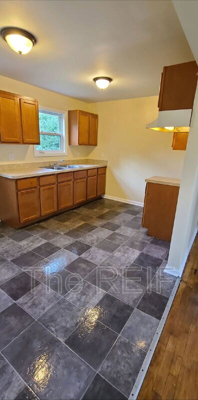 Building Photo - 1346 Flamingo Dr