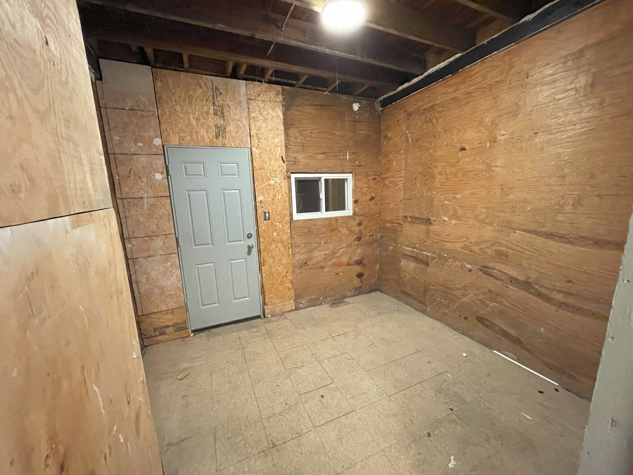 Storage Room - 7953 S Essex Ave