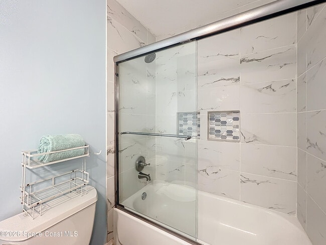 Building Photo - 760 Becker Ave NE