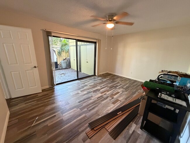 Building Photo - 1584 39th Ave