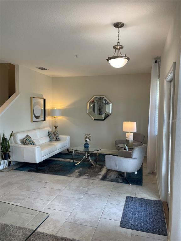 Building Photo - 12036 Sonnet Ave