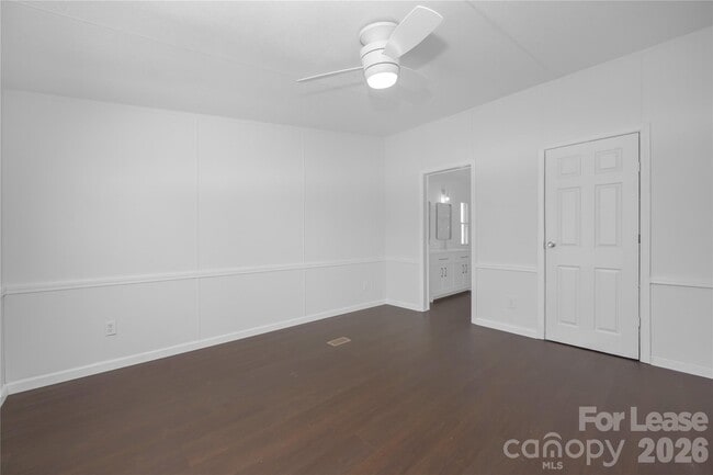 Building Photo - 1144 Eulalia Ln