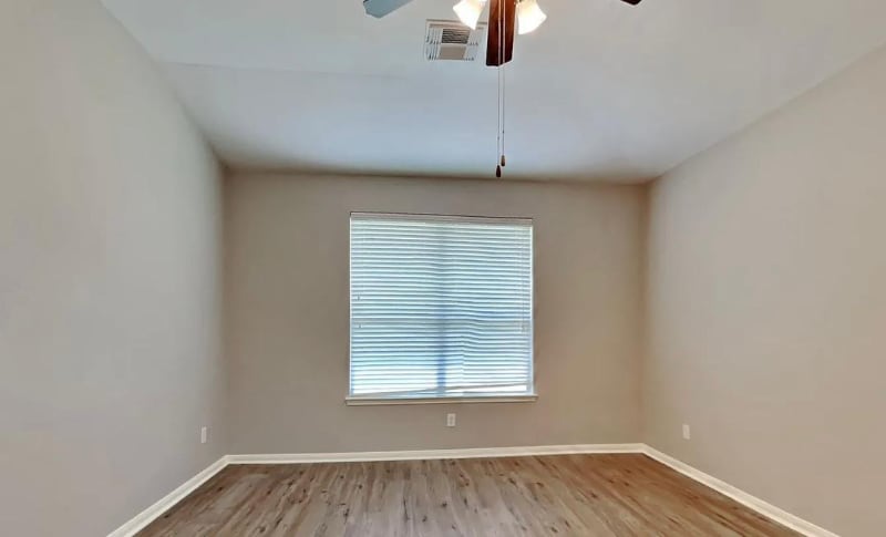 Building Photo - 3202 Black Ln