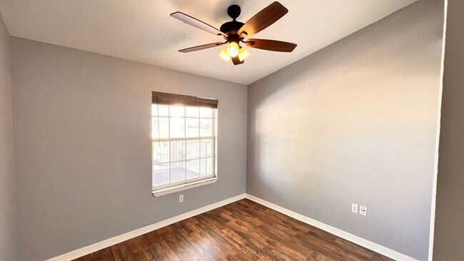 Building Photo - Stylish 2BR/2BA Condo in the Heart of Oviedo – Comfort, Convenience & Resort-Style Living! WASHER...