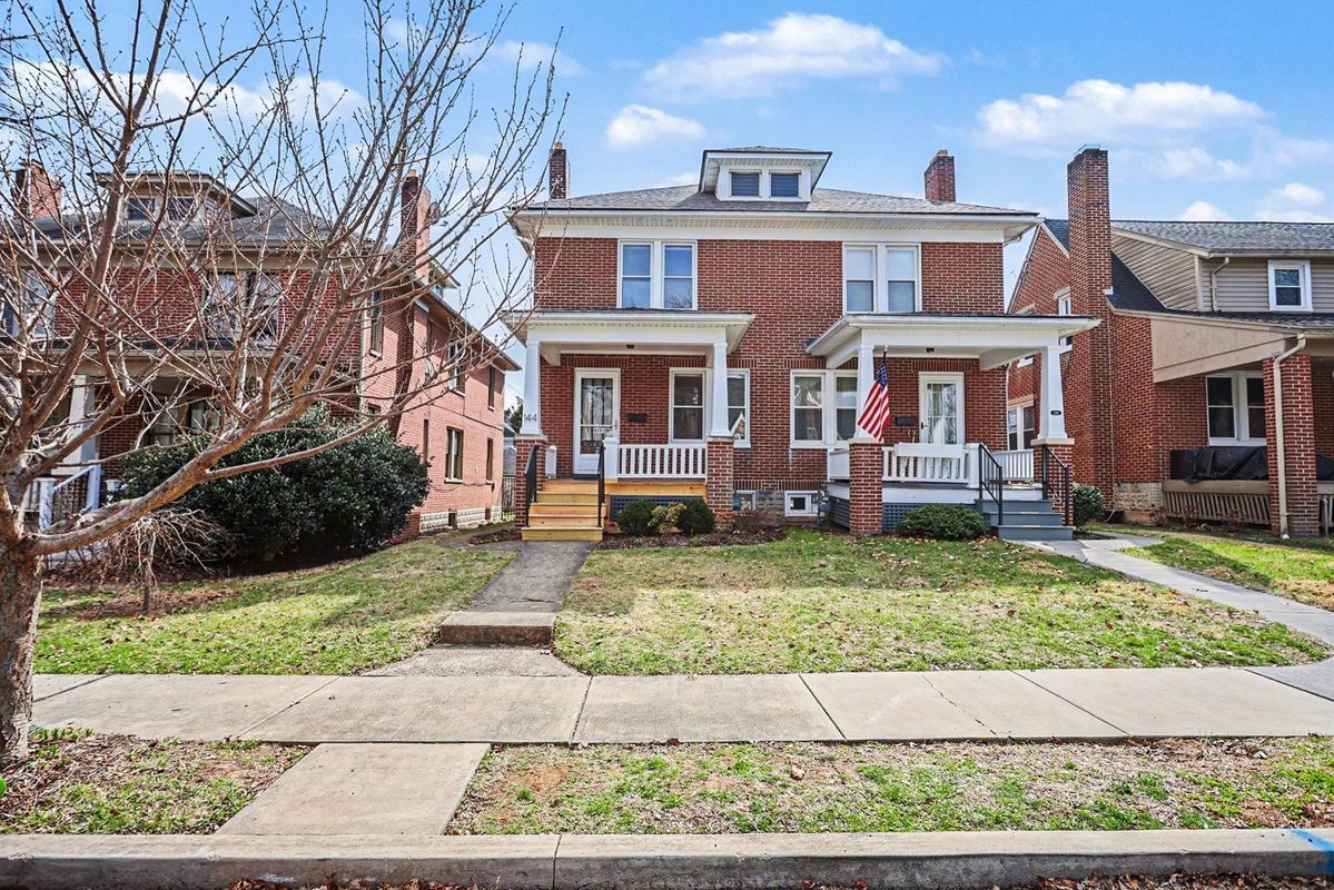 Building Photo - 144 Seminary Ave