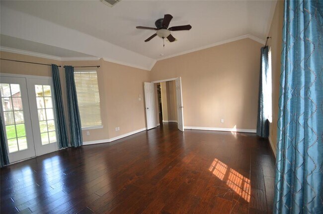 Building Photo - 13430 Missarah Ln