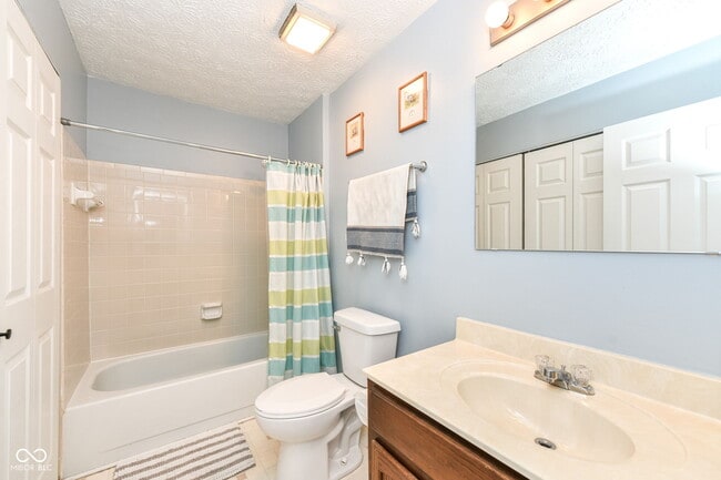 Building Photo - 2502 Chaseway Ct