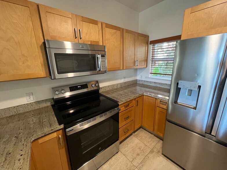 Building Photo - 73-1103-1103 Nuuanu Pl