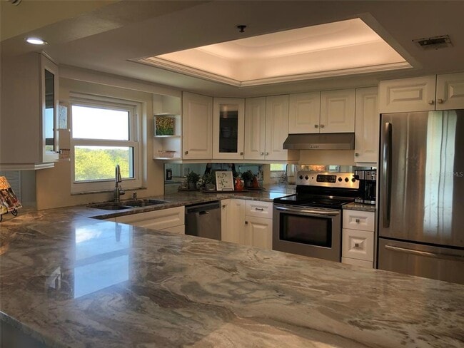 Building Photo - 160 Columbia Dr