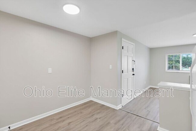 Building Photo - 1029 Binns Blvd