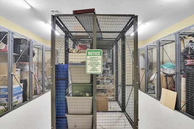 Building Photo - 300 St Joseph Pkwy