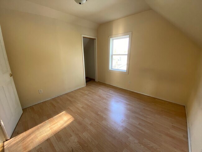 Building Photo - 1938 E Calvert St