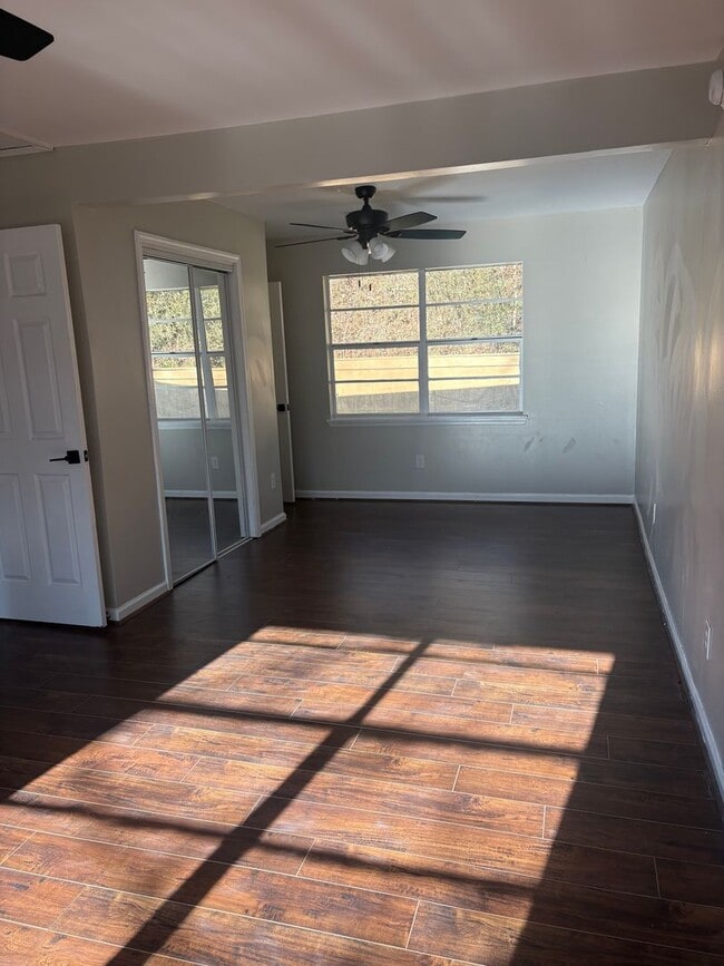 Building Photo - New For Rent in Pinson!