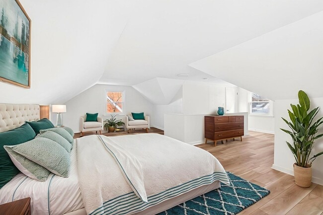 Building Photo - Newly Updated 3 Bedroom Home For Rent!