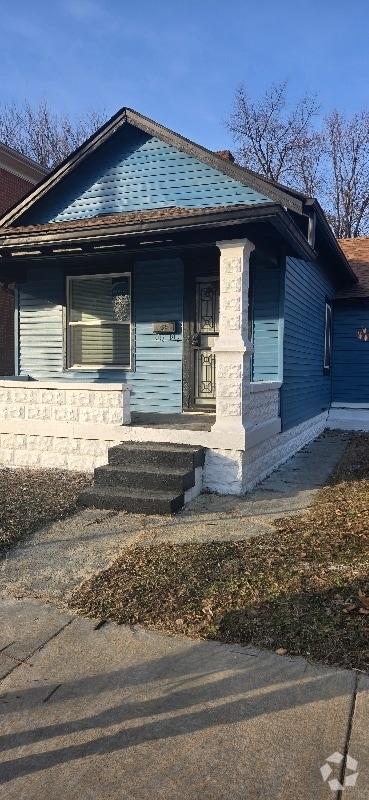 Building Photo - 1543 W Ormsby Ave
