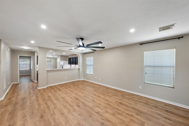 Building Photo - 7826 Chervil Ln