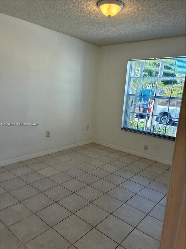 Building Photo - 9834 SW 222nd Terrace