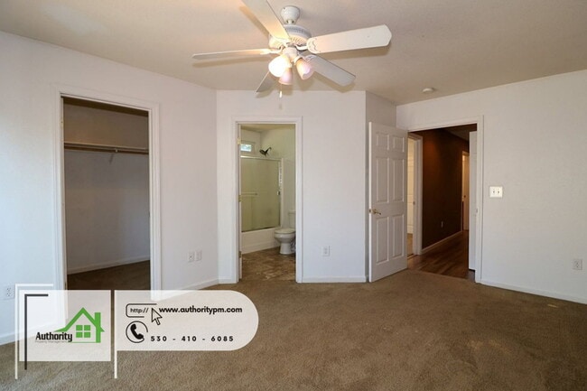 Building Photo - 1108 Grange St