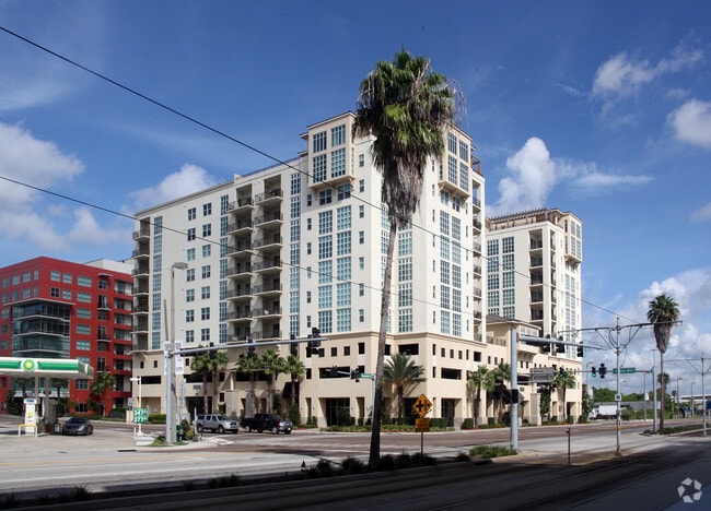 Building Photo - The Ventana