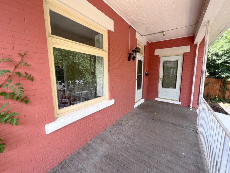 Building Photo - 133 M St