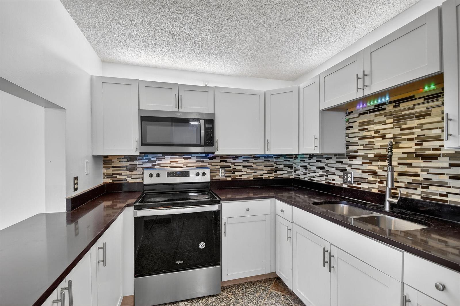 Building Photo - 4723 Sable Pine Cir