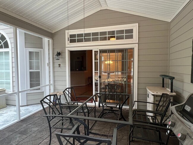 Building Photo - Baynard Park