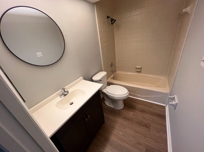 Building Photo - 1863 J Julian Ln