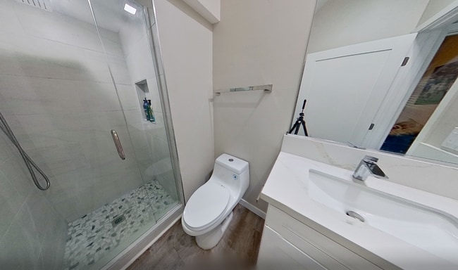 Building Photo - 5162-5166 Ewing St.