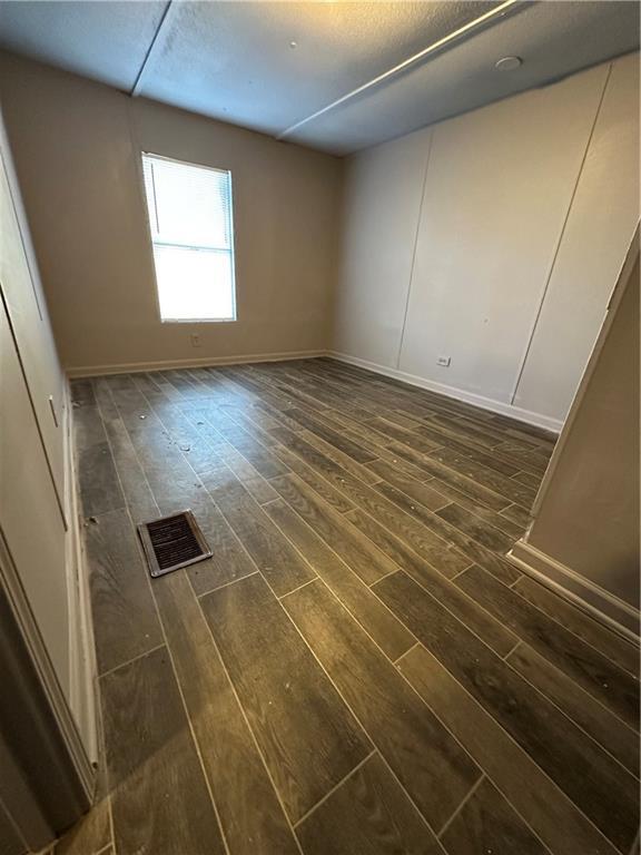 Building Photo - 114 Skyland Dr E