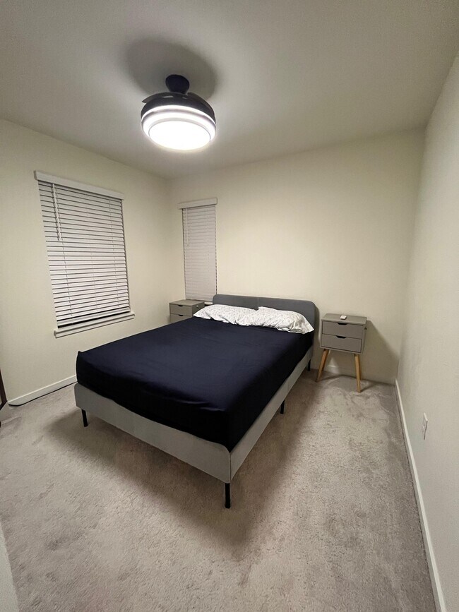 Building Photo - 17739 Olive St