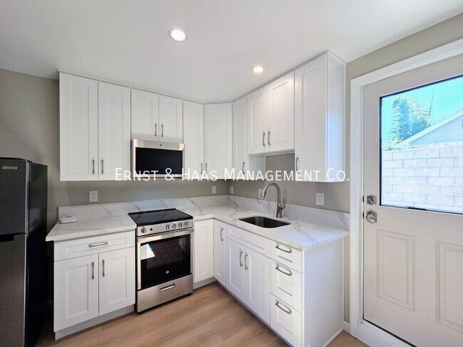 Building Photo - 5330 E Brockwood St