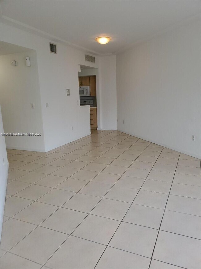 Building Photo - 1185 Marseille Dr