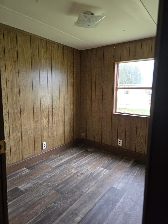 Building Photo - 8582 Rye Patch Rd