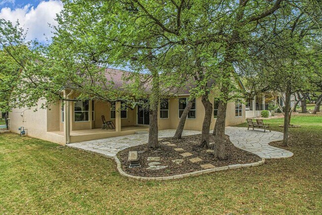 Building Photo - 202 Whippoorwill Cove