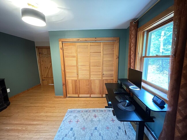 Building Photo - Charming 3BR House in Granville