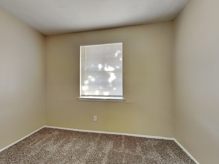 Building Photo - 2925 Caribbean Dr