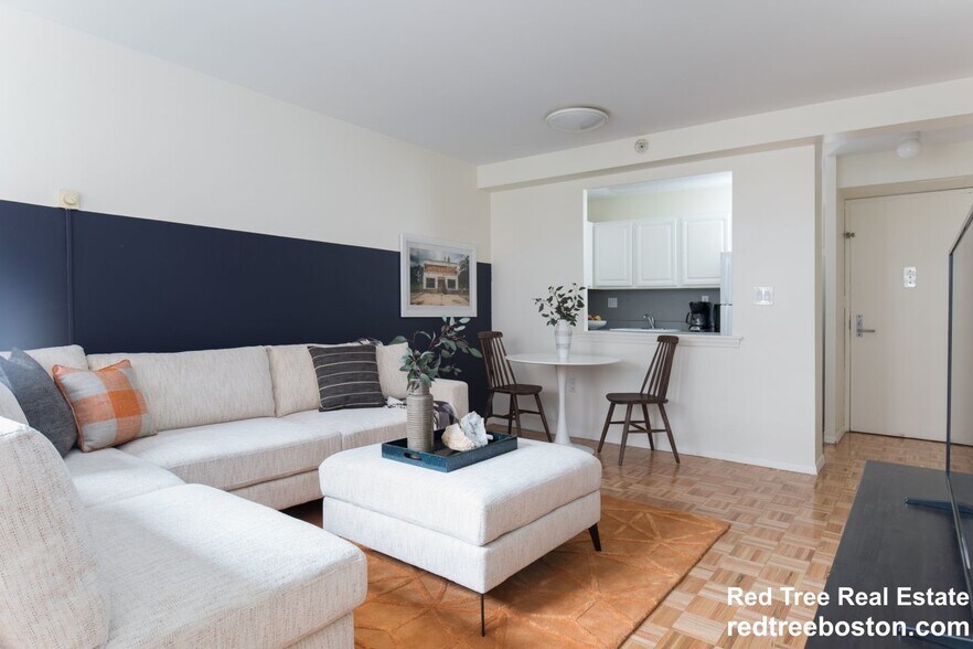 Building Photo - 175 Freeman St