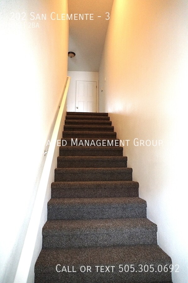 Building Photo - 202 San Clemente Ave NW