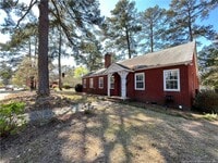 Building Photo - 601 Huske St