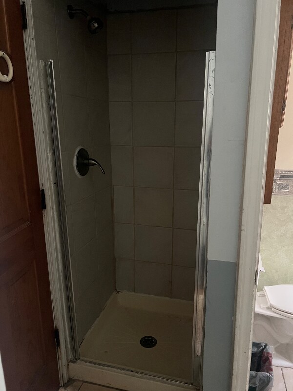 Building Photo - 644 St Charles St